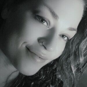 Meet your Posher, LizzY Lee